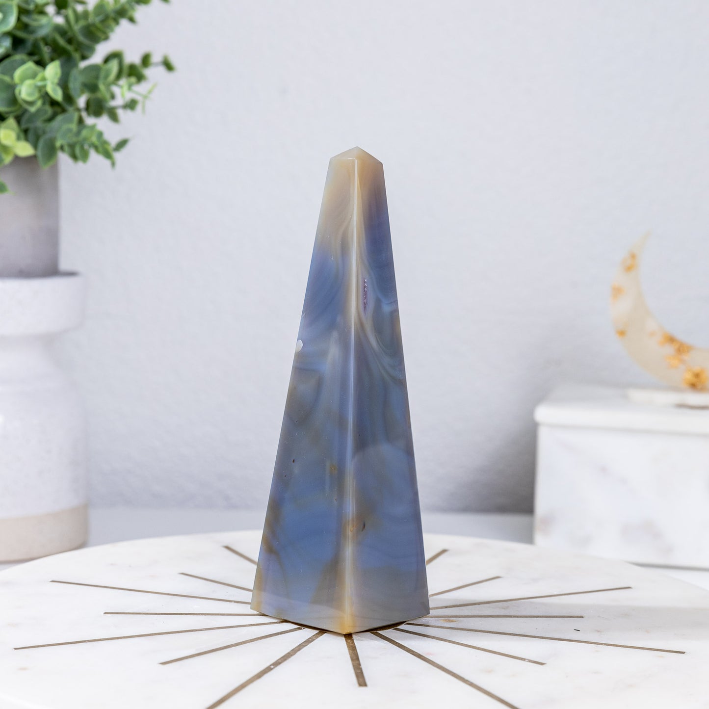 AGATE OBELISK